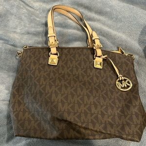 Michael Kors Shoulder/ cross body bag